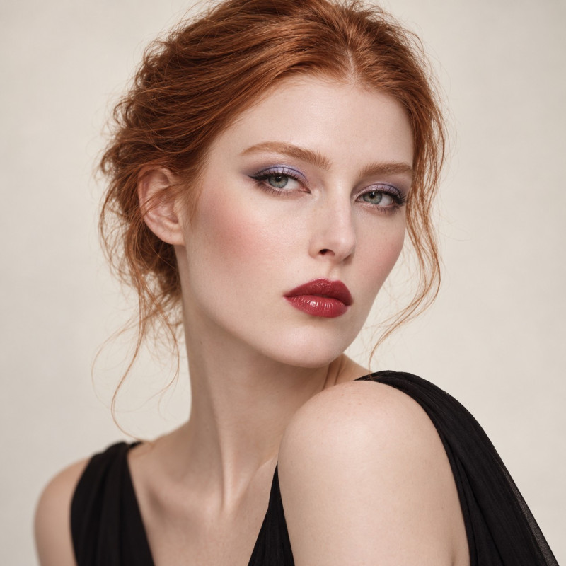 PZAROSE Fair Warm — smoky eyes and ruby-red lips